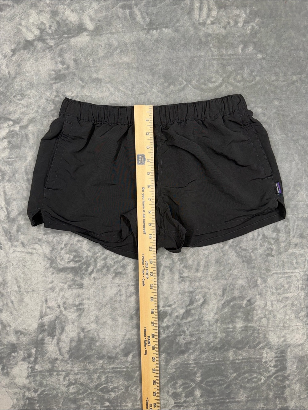 Patagonia Women's Black Barely Baggies 2.5 in Athletic Shorts with Elastic Waist - Picture 8 of 9